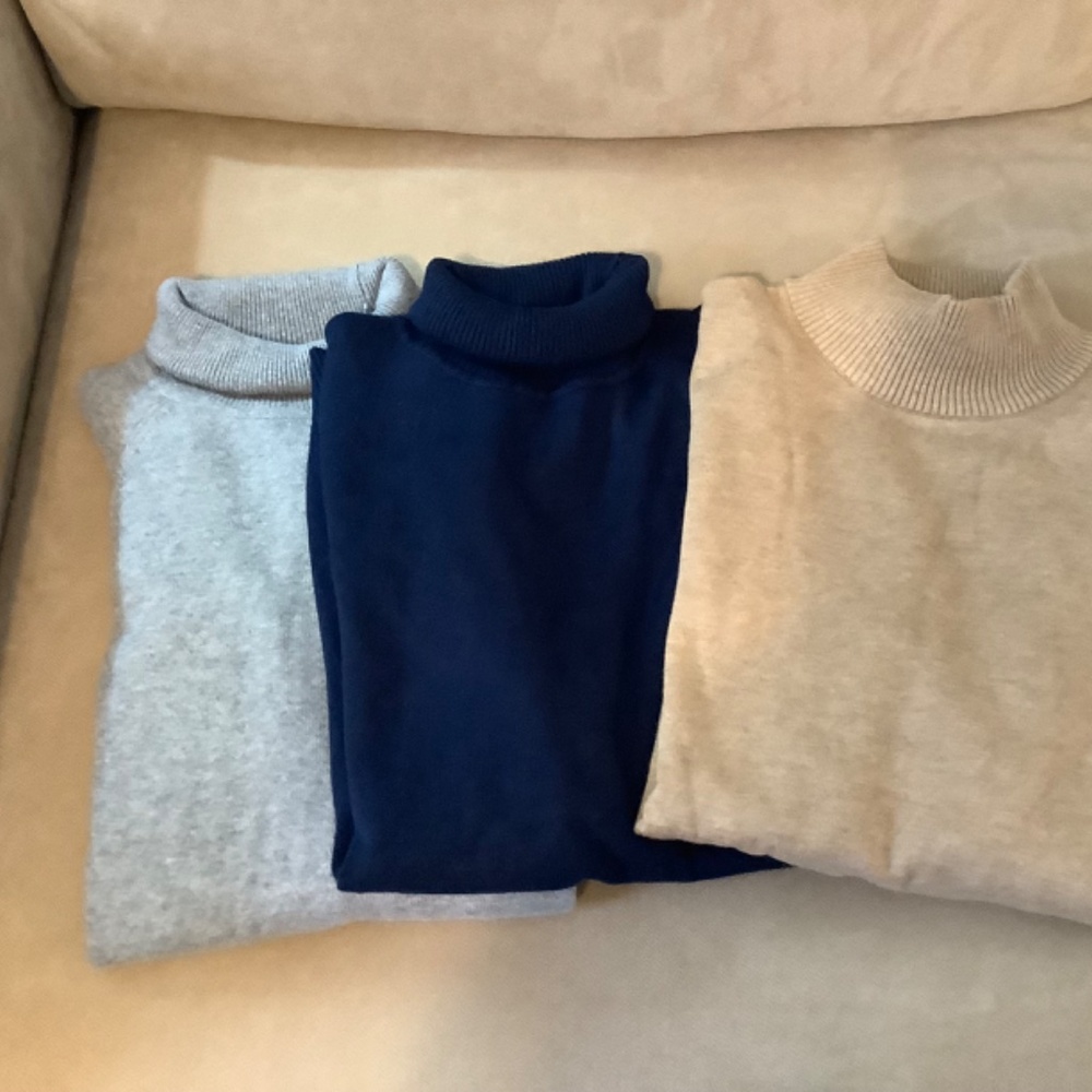 Sweaters - Picture 13 of 16